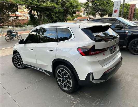 BMW-X1-2022