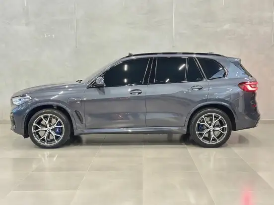 BMW-X5-3.0 I6 TURBO HÍBRIDO XDRIVE45E M SPORT AUTOMÁTICO BMW-X5-2021