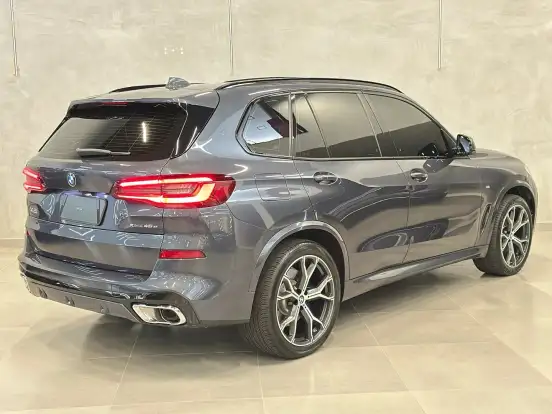 BMW-X5-3.0 I6 TURBO HÍBRIDO XDRIVE45E M SPORT AUTOMÁTICO BMW-X5-2021