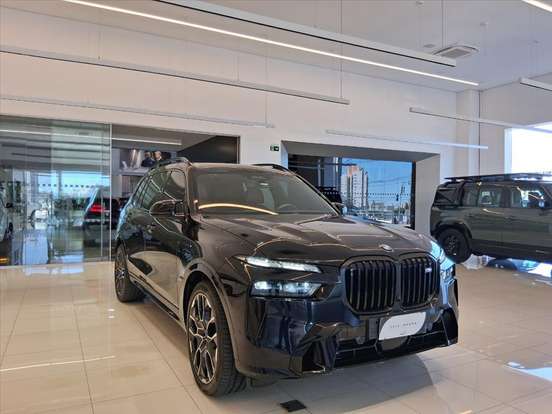 BMW-X7-4.4 V8 GASOLINA M60i STEPTRONIC BMW-X7-2024