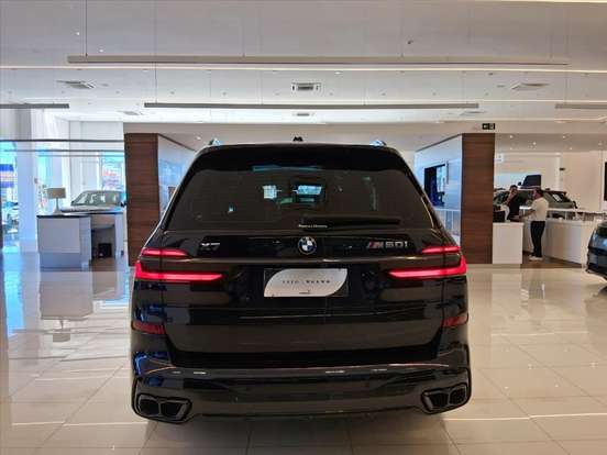 BMW-X7-4.4 V8 GASOLINA M60i STEPTRONIC BMW-X7-2024