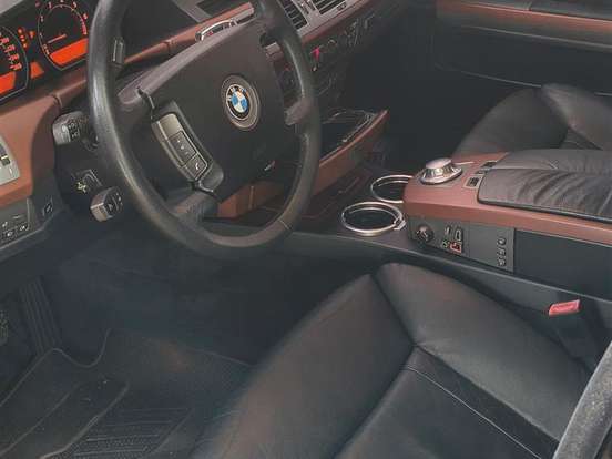 BMW-745i-4.4 SEDAN 32V GASOLINA 4P AUTOMÁTICO BMW-745i-2002