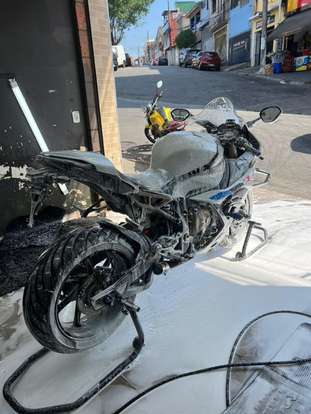 BMW-S 1000 RR-2021
