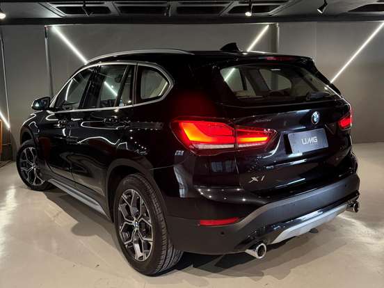BMW-X1-2.0 16V TURBO ACTIVEFLEX SDRIVE20I X-LINE 4P AUTOMÁTICO BMW-X1-2020