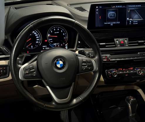BMW-X1-2020