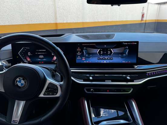 BMW-X6-3.0 TWINPOWER GASOLINA XDRIVE40I M SPORT AUTOMÁTICO BMW-X6-2024