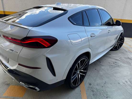 BMW-X6-2024