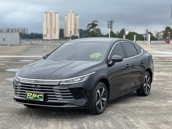 BYD KING 1.5 DM-I PHEV GS AUTOMÁTICO BYD KING 1.5 DM-I PHEV GS AUTOMÁTICO