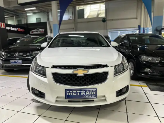 CHEVROLET CRUZE 1.8 LT 16V FLEX 4P AUTOMÁTICO CHEVROLET CRUZE 1.8 LT 16V FLEX 4P AUTOMÁTICO
