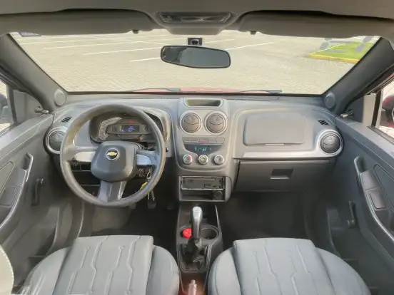 CHEVROLET-MONTANA-2013