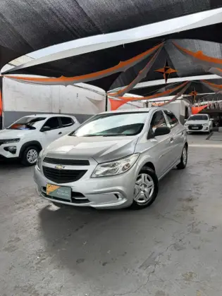 CHEVROLET ONIX 1.0 MPFI JOY 8V FLEX 4P MANUAL CHEVROLET ONIX 1.0 MPFI JOY 8V FLEX 4P MANUAL