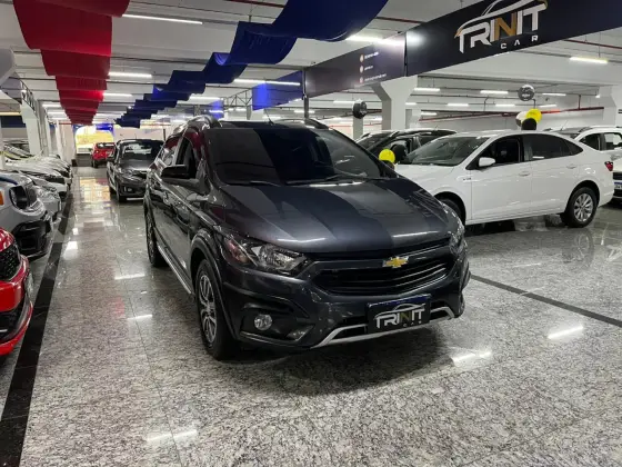 CHEVROLET ONIX 1.4 MPFI ACTIV 8V FLEX 4P AUTOMÁTICO