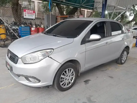 FIAT GRAND SIENA 1.0 EVO FLEX ATTRACTIVE MANUAL FIAT GRAND SIENA 1.0 EVO FLEX ATTRACTIVE MANUAL