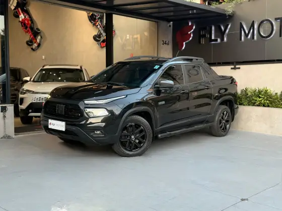 FIAT TORO 2.0 16V TURBO DIESEL ULTRA 4WD AT9 FIAT TORO 2.0 16V TURBO DIESEL ULTRA 4WD AT9