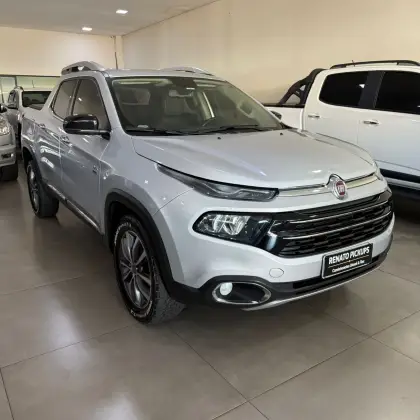 FIAT TORO 2.0 16V TURBO DIESEL VOLCANO 4WD AT9 FIAT TORO 2.0 16V TURBO DIESEL VOLCANO 4WD AT9