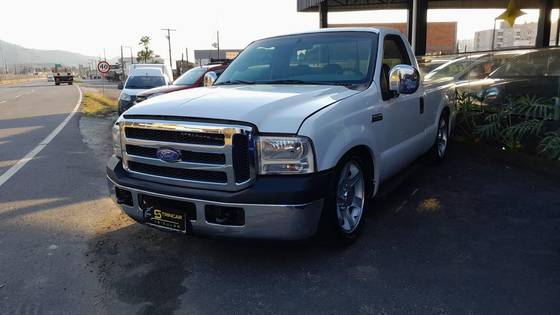 FORD F-250 3.9 XLT 4X2 CS DIESEL 2P MANUAL