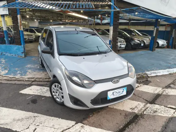 FORD FIESTA 1.0 ROCAM HATCH 8V FLEX 4P MANUAL FORD FIESTA 1.0 ROCAM HATCH 8V FLEX 4P MANUAL