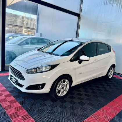 FORD FIESTA 1.5 S HATCH 16V FLEX 4P MANUAL FORD FIESTA 1.5 S HATCH 16V FLEX 4P MANUAL