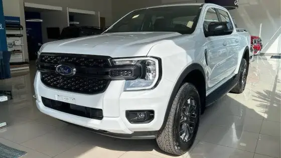 FORD RANGER 2.0 TURBO DIESEL CD BLACK 4X2 AUTOMÁTICO