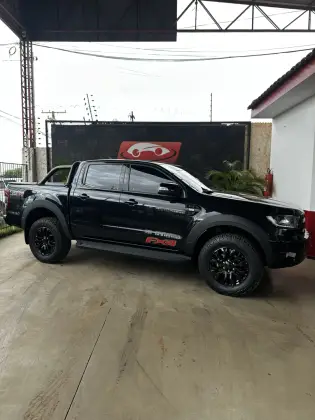 FORD RANGER 3.2 FX4 4X4 CD 20V DIESEL 4P AUTOMÁTICO