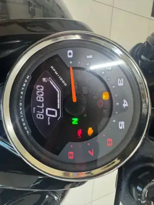 HARLEY-DAVIDSON-SOFTAIL FAT BOB 107-2020
