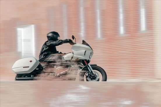 HARLEY-DAVIDSON-LOW RIDER ST-2026