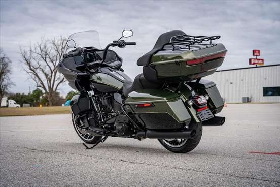 HARLEY-DAVIDSON-ROAD GLIDE LIMITED-2026