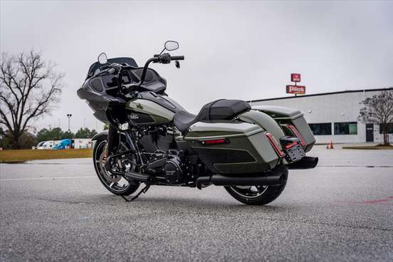 HARLEY-DAVIDSON-ROAD GLIDE-2026