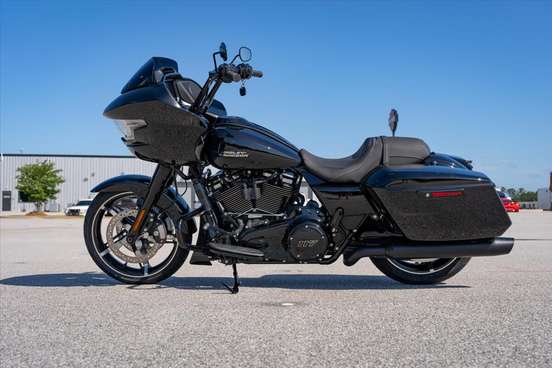 HARLEY-DAVIDSON-ROAD GLIDE-2026