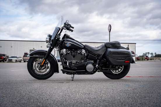 HARLEY-DAVIDSON-SOFTAIL HERITAGE CLASSIC-2026