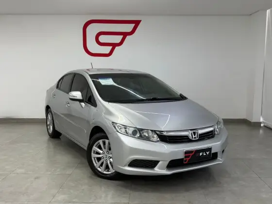 HONDA CIVIC 1.8 LXL SE 16V FLEX 4P AUTOMÁTICO HONDA CIVIC 1.8 LXL SE 16V FLEX 4P AUTOMÁTICO