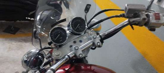 HONDA-750 MAGNA-1995