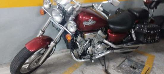 HONDA-750 MAGNA-1995