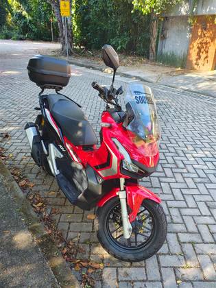 HONDA ADV 