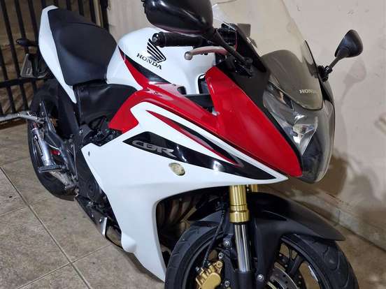 HONDA-CBR 600F HONDA-CBR 600F-2013
