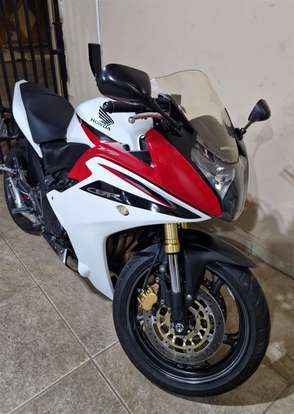 HONDA-CBR 600F-2013