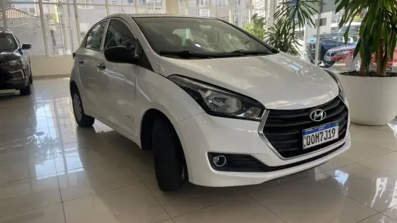 HYUNDAI HB20 1.0 UNIQUE 12V FLEX 4P MANUAL HYUNDAI HB20 1.0 UNIQUE 12V FLEX 4P MANUAL