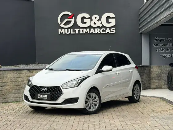 HYUNDAI HB20 1.6 COMFORT PLUS 16V FLEX 4P MANUAL HYUNDAI HB20 1.6 COMFORT PLUS 16V FLEX 4P MANUAL
