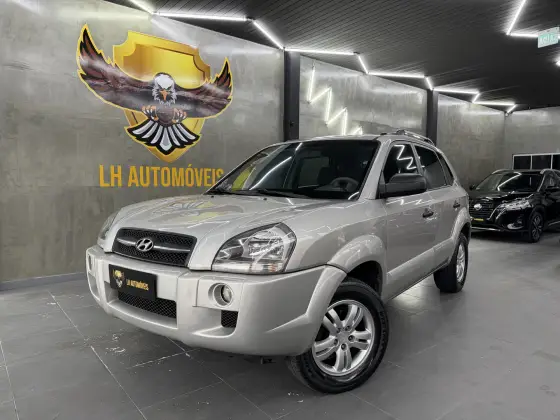 HYUNDAI TUCSON 2.0 MPFI GL 16V 142CV 2WD GASOLINA 4P MANUAL