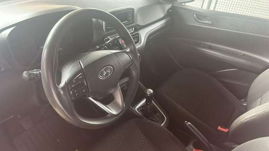 HYUNDAI-HB20-2020