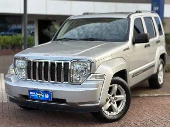 JEEP CHEROKEE 3.7 LIMITED 4X4 V6 12V GASOLINA 4P AUTOMÁTICO JEEP CHEROKEE 3.7 LIMITED 4X4 V6 12V GASOLINA 4P AUTOMÁTICO
