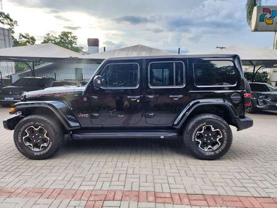 JEEP-WRANGLER-2023