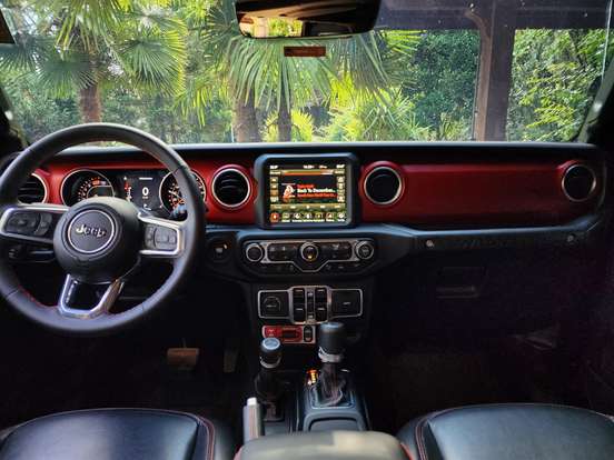 JEEP-WRANGLER-2023