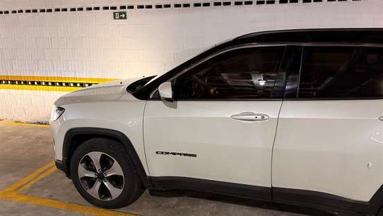 JEEP-COMPASS-2.0 16V FLEX LONGITUDE AUTOMÁTICO JEEP-COMPASS-2018