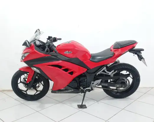 KAWASAKI-NINJA 300-2013