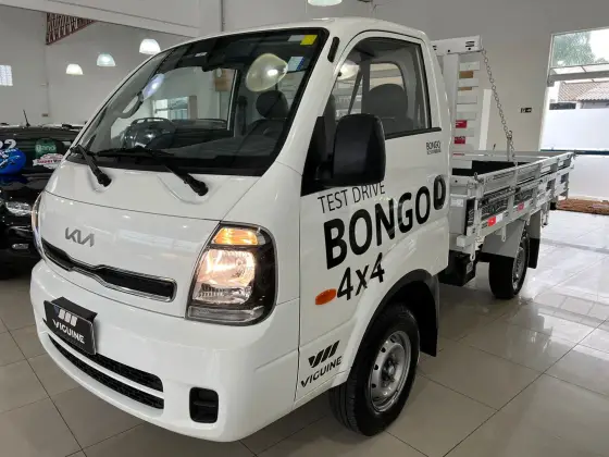 KIA BONGO 2.5 TD DIESEL STD CS 4x4 MANUAL KIA BONGO 2.5 TD DIESEL STD CS 4x4 MANUAL