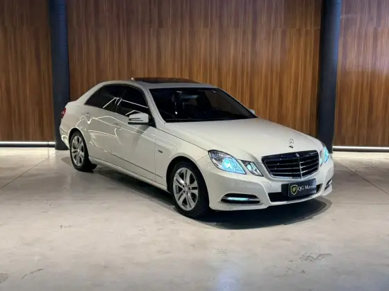 MERCEDES-BENZ E 250 1.8 CGI AVANTGARDE 16V GASOLINA 4P AUTOMÁTICO MERCEDES-BENZ E 250 1.8 CGI AVANTGARDE 16V GASOLINA 4P AUTOMÁTICO