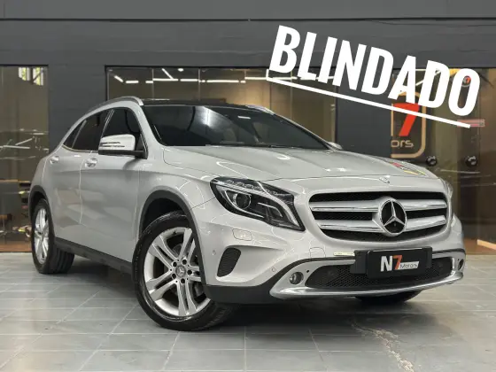 MERCEDES-BENZ GLA 250 2.0 16V TURBO GASOLINA ENDURO 4P AUTOMÁTICO MERCEDES-BENZ GLA 250 2.0 16V TURBO GASOLINA ENDURO 4P AUTOMÁTICO
