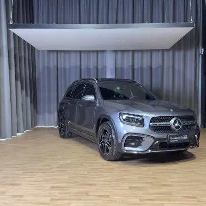 MERCEDES-BENZ GLB 220 2.0 MHEV AMG LINE 4MATIC 8G-DCT MERCEDES-BENZ GLB 220 2.0 MHEV AMG LINE 4MATIC 8G-DCT