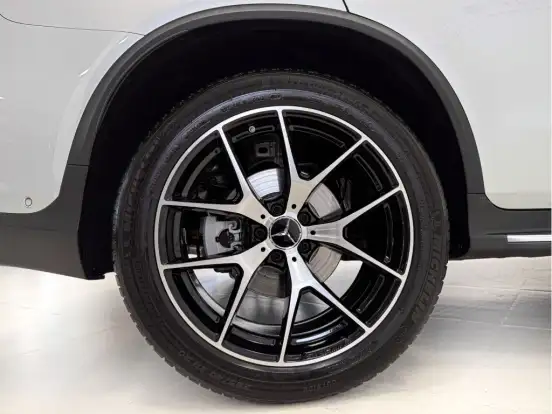 MERCEDES-BENZ-GLC 43 AMG-3.0 V6 GASOLINA 4MATIC 9G-TRONIC MERCEDES-BENZ-GLC 43 AMG-2020